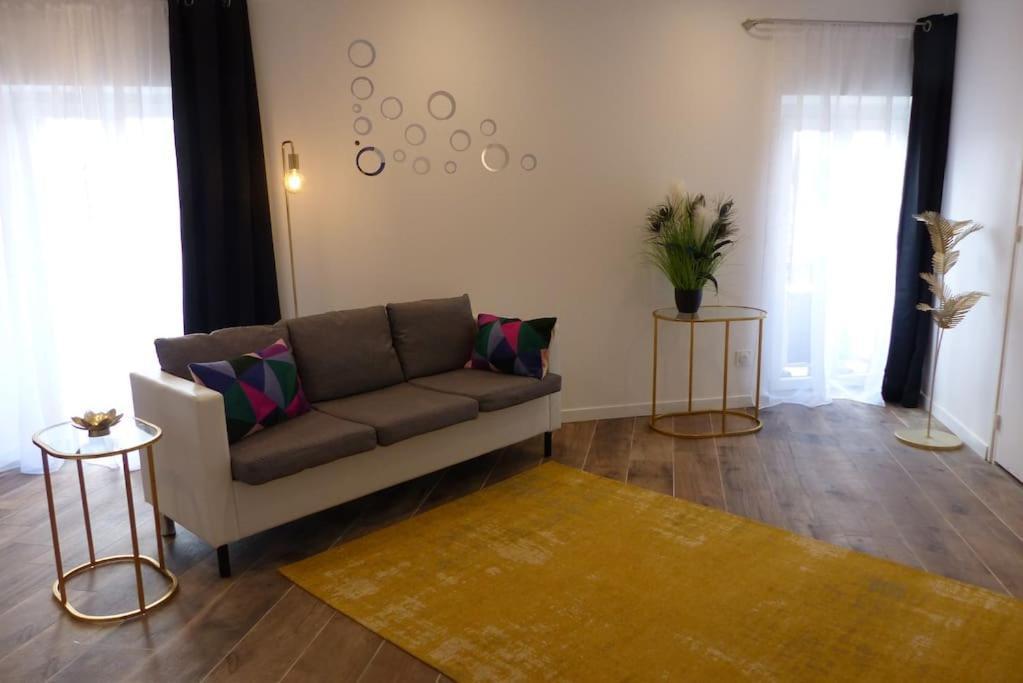 La Pierre N°6 Grand Studio Avec Clim Tartas Bagian luar foto